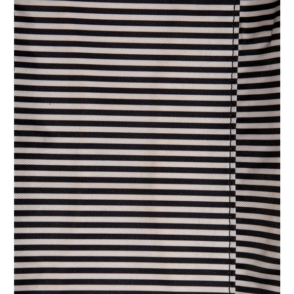 Kate Spade New York
Leather Tote - Picture 4 of 12